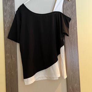 Ladies Made Well brand. Size large brand new tag on it.